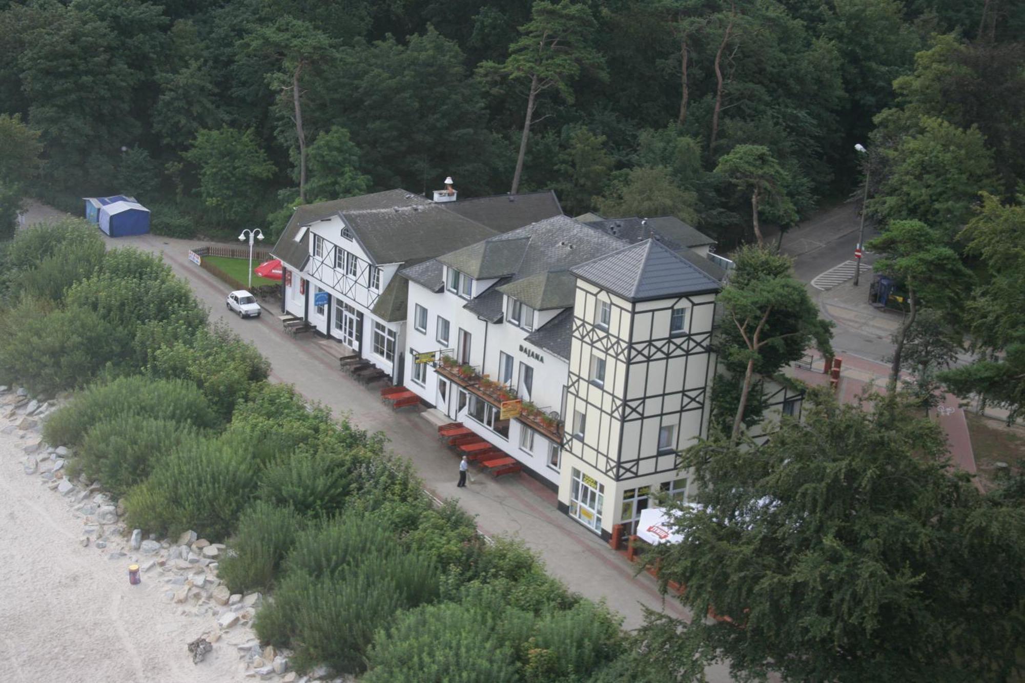 Zajazd Dajana Hotel Ustka Exterior photo